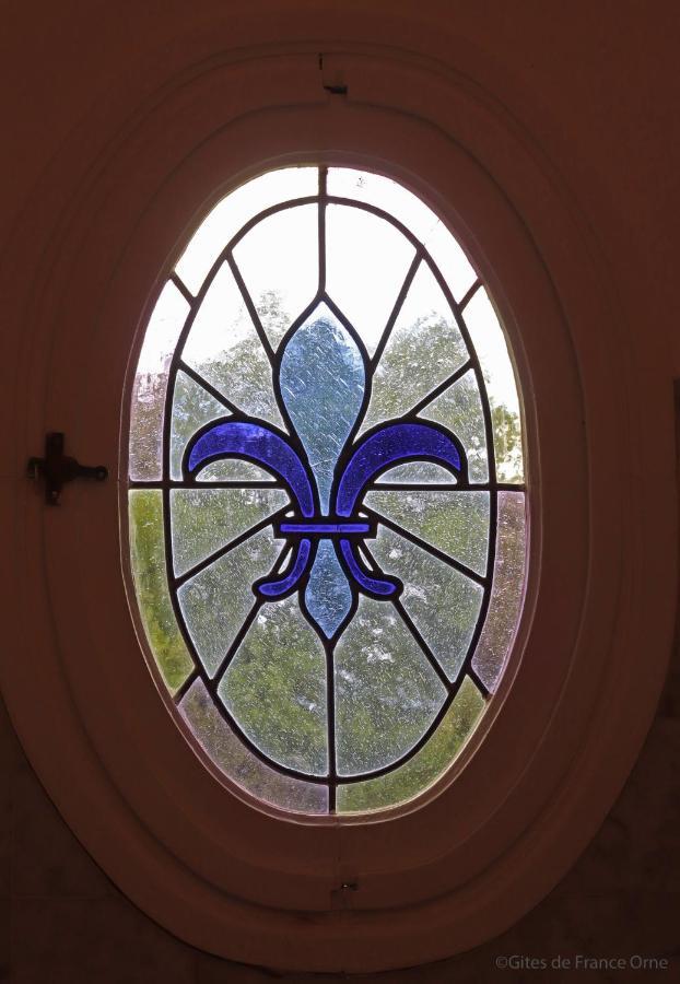 Bed & Breakfast Domaine Des Thomins